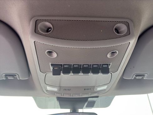 Used 2022 Ford F250 XL w/ Power Equipment Group AWD/4WD image 16