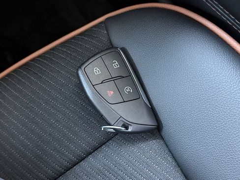 Used 2026 GMC Canyon AT4 AWD/4WD image 31