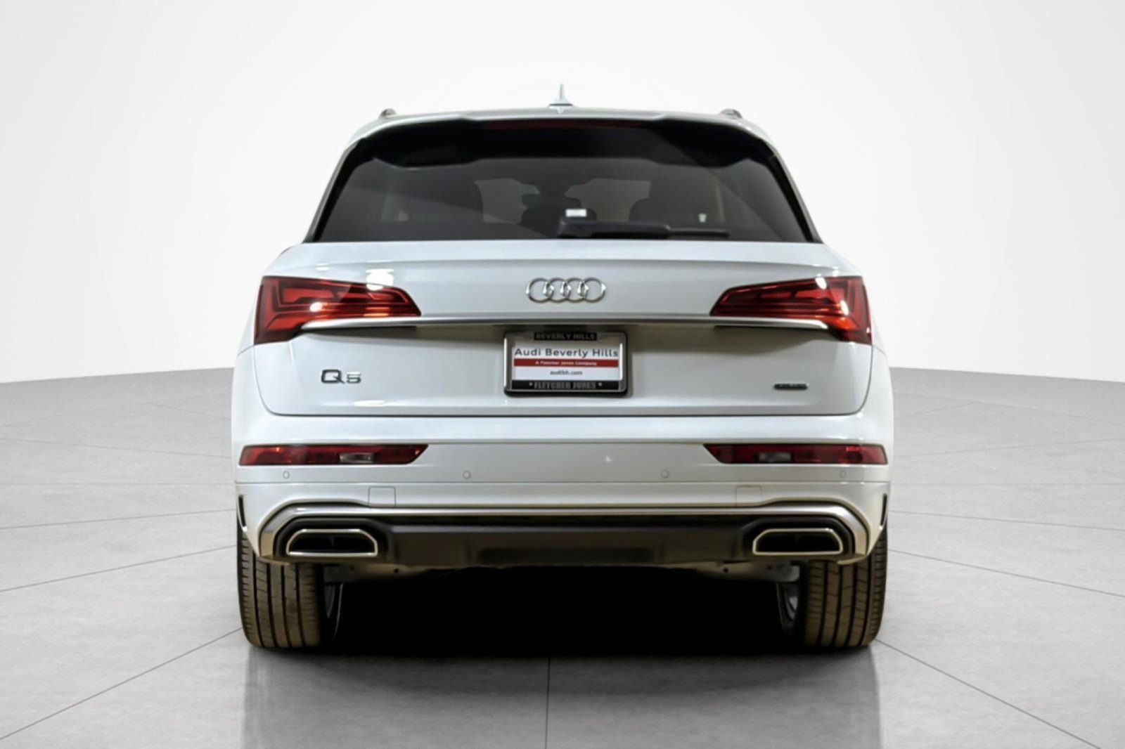 Used 2023 Audi Q5 2.0T Premium Plus w/ Premium Plus Package AWD/4WD image 4