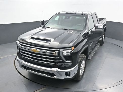Used 2024 Chevrolet Silverado 2500 LTZ image 44