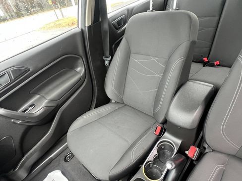Used 2019 Ford Fiesta SE image 15