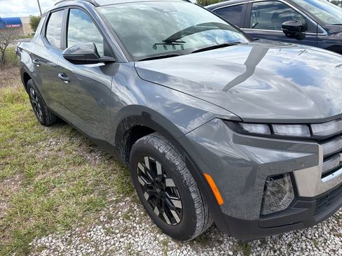 Used 2025 Hyundai Santa Cruz SEL FWD image 7