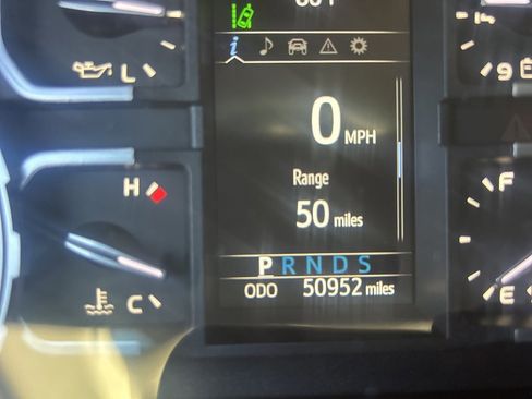 Used 2021 Toyota Tundra SR5 image 6