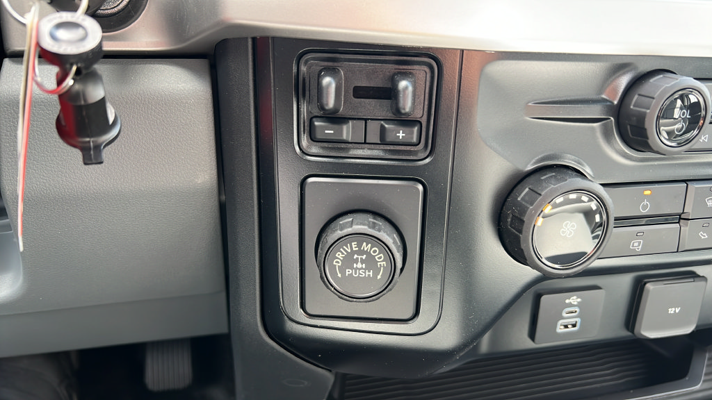 Used 2023 Ford F250 XL RWD image 20