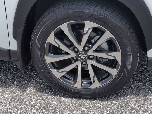 Certified 2023 Toyota Corolla Cross XLE w/ Convenience Package FWD image 11