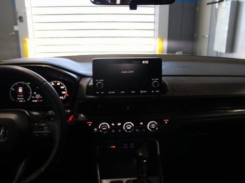 Used 2024 Honda CR-V Sport image 23