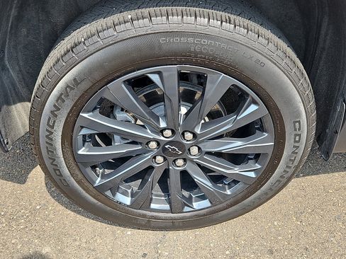 Used 2023 Chevrolet Traverse RS AWD/4WD image 8