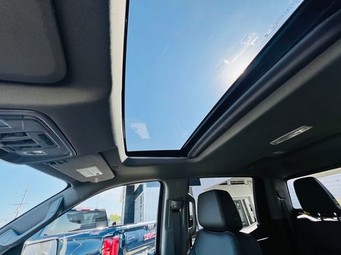 New 2026 GMC Sierra 1500 SLT w/ SLT Premium Package image 26