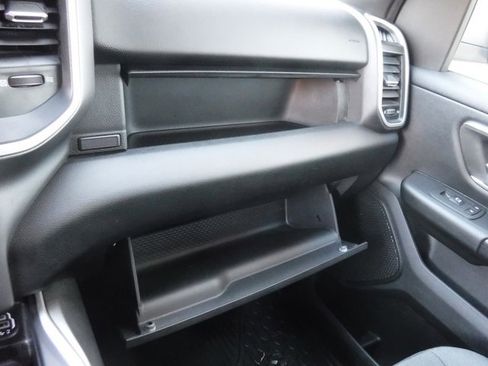 Used 2022 RAM 1500 Big Horn image 39