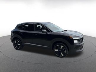 Used 2026 Nissan Kicks SR AWD/4WD video 2