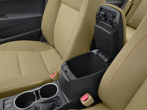 Used 2014 Toyota Corolla L image 12