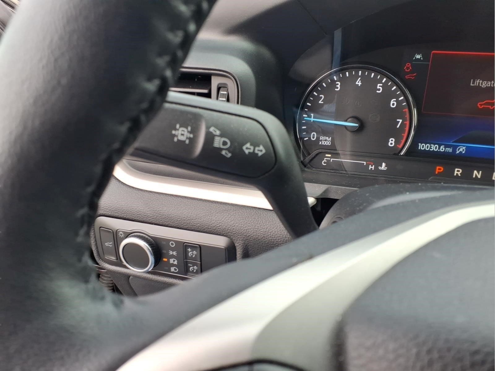 Used 2024 Ford Explorer XLT AWD/4WD image 18