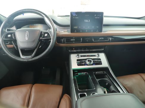 Used 2023 Lincoln Aviator Grand Touring w/ Equipment Group 301A image 13