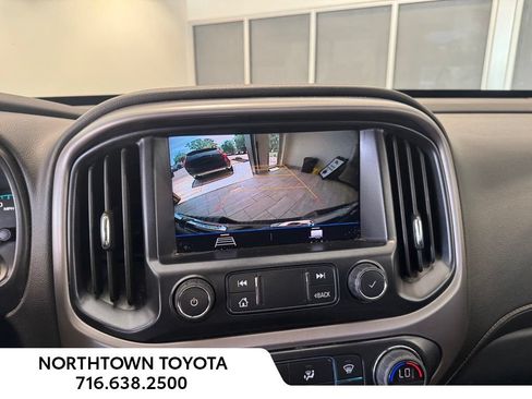 Used 2022 GMC Canyon AT4 AWD/4WD image 13