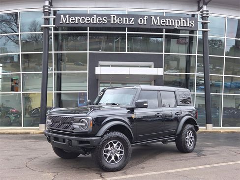 Used 2023 Ford Bronco Badlands image 1