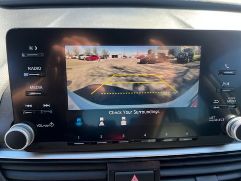 Used 2019 Honda Accord LX image 22