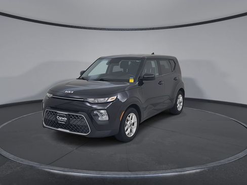 Used 2022 Kia Soul LX w/ Technology Package FWD image 6
