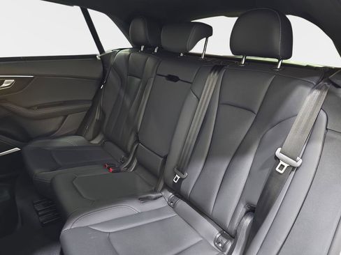 New 2026 Audi Q8 Premium Plus image 12