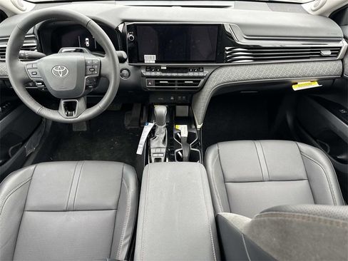 New 2026 Toyota Camry XLE image 13