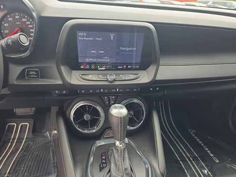 Used 2019 Chevrolet Camaro SS RWD image 21