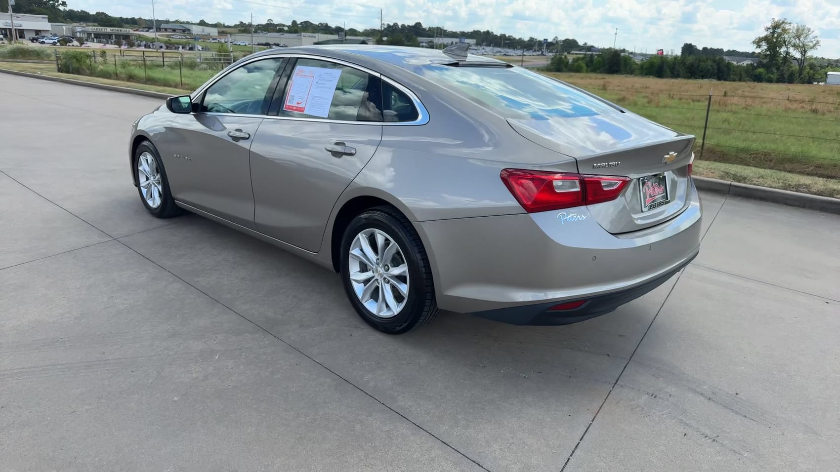 Used 2025 Chevrolet Malibu LT FWD image 7