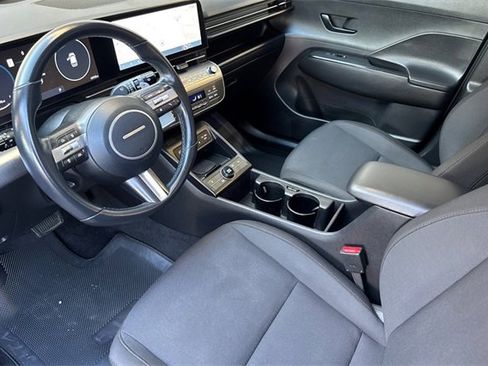 Used 2024 Hyundai Kona SEL w/ Convenience Package image 13