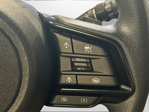 Certified 2025 Subaru Crosstrek 2.5i Premium image 36