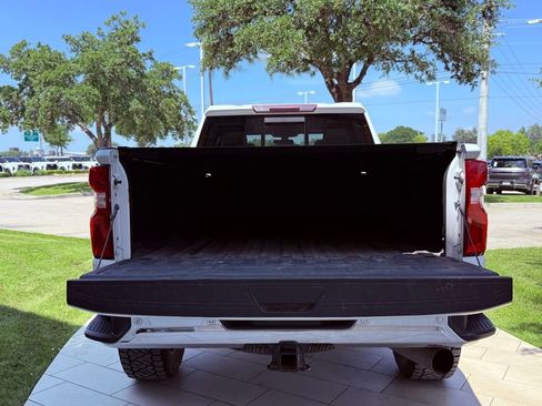 Used 2022 Chevrolet Silverado 2500 LTZ w/ LTZ Plus Package AWD/4WD image 29