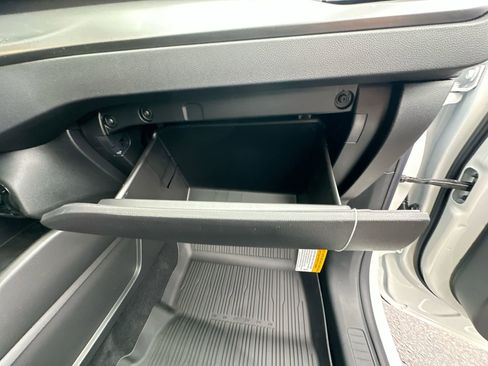 New 2025 Ford Escape SE FWD image 36