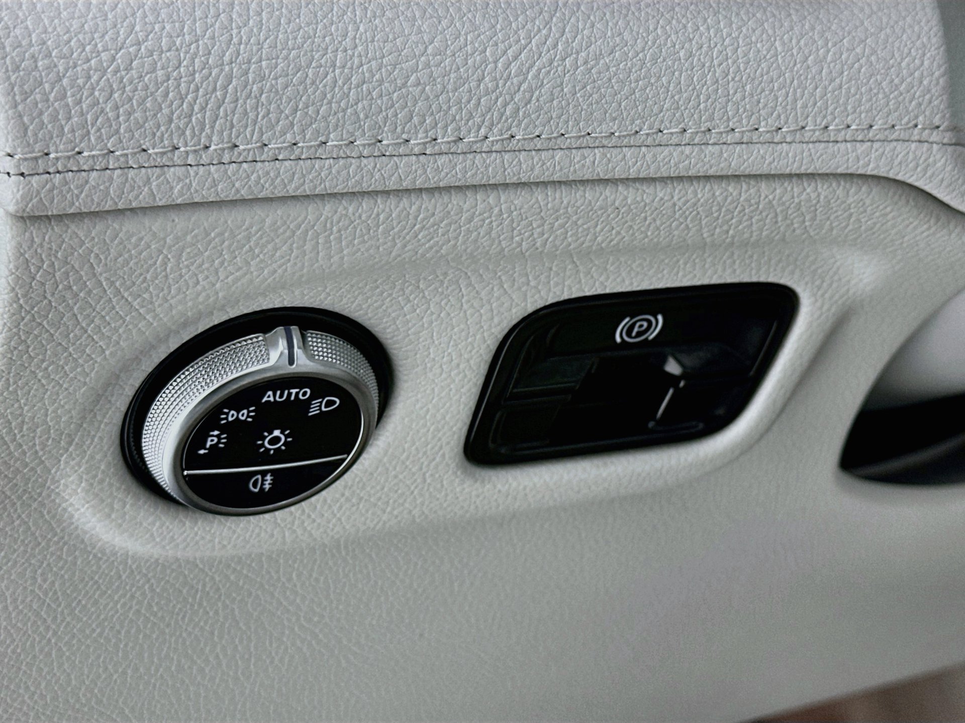 Certified 2023 Mercedes-Benz EQE 350+ SUV image 11