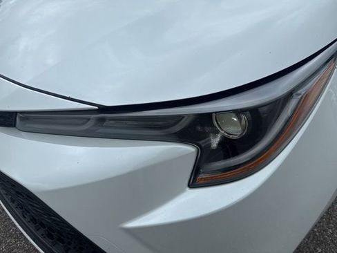Used 2022 Toyota Corolla LE w/ Premium Interior Package FWD image 9