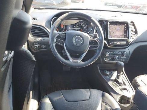 Used 2019 Jeep Cherokee High Altitude AWD/4WD image 10