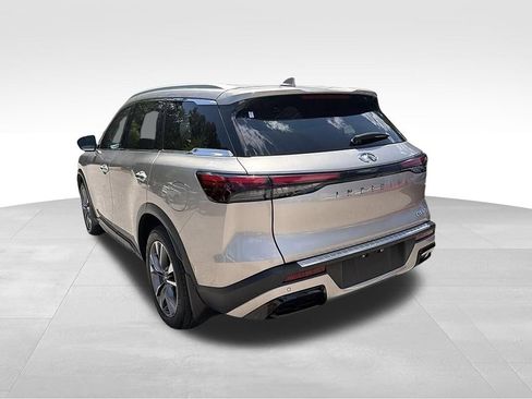 Used 2023 INFINITI QX60 Luxe FWD image 6