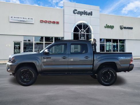 Used 2014 Toyota Tacoma 4x4 Double Cab w/ TRD Sport Package image 6