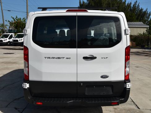 Used 2016 Ford Transit 150 XLT image 6