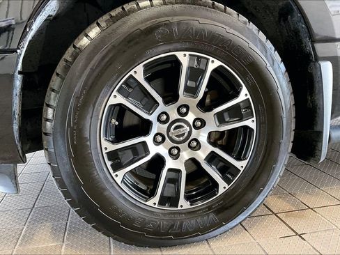 Used 2022 Nissan Titan SV w/ Accessory Utility Package RWD image 31