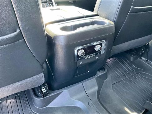 Used 2023 GMC Yukon XL Denali AWD/4WD image 28