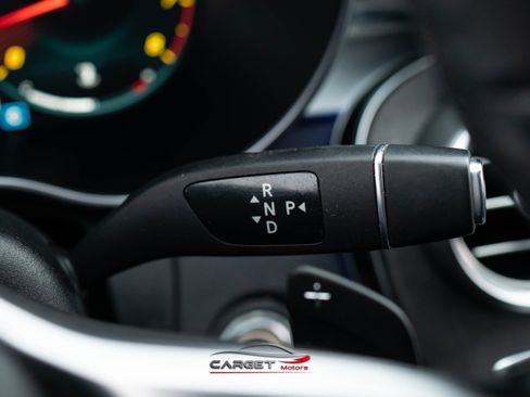 Used 2020 Mercedes-Benz C 300 4MATIC Sedan image 26