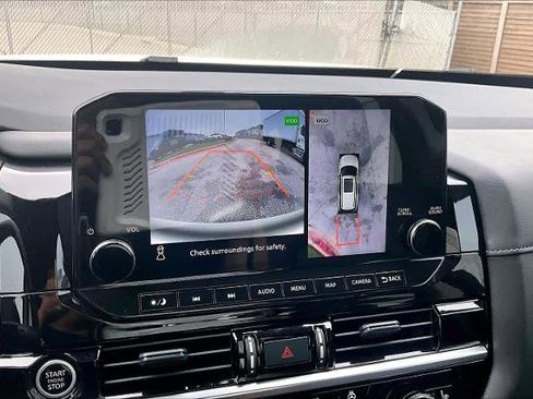 Certified 2024 Nissan Pathfinder SL w/ SL Premium Package image 26