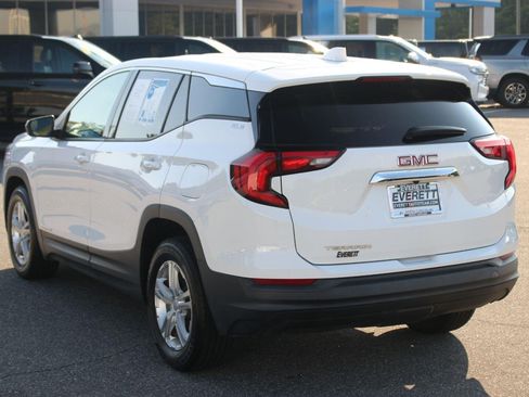 Used 2020 GMC Terrain SLE FWD image 4
