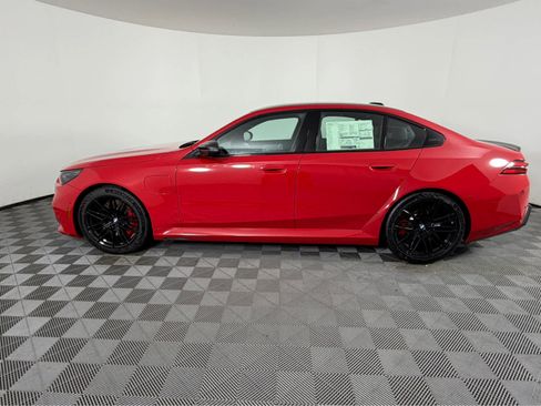 New 2026 BMW M5 w/ Carbon Package image 6