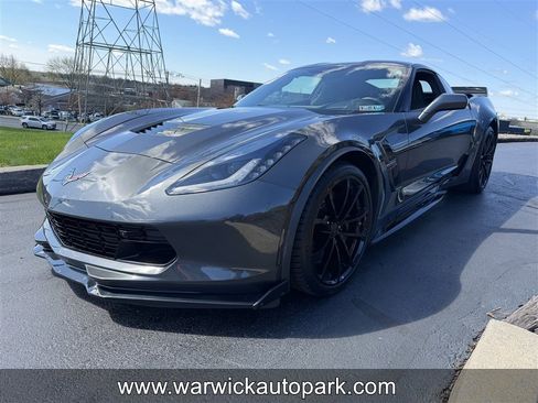 Used 2017 Chevrolet Corvette Grand Sport image 3
