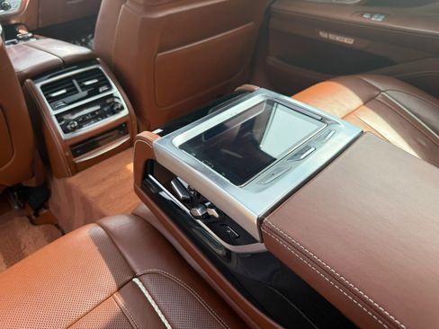Used 2016 BMW 750i xDrive AWD/4WD image 15