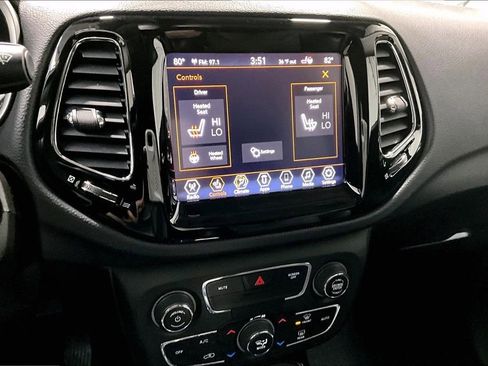 Used 2020 Jeep Compass Limited image 10