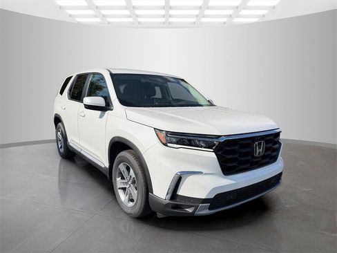 New 2025 Honda Pilot EX-L image 5