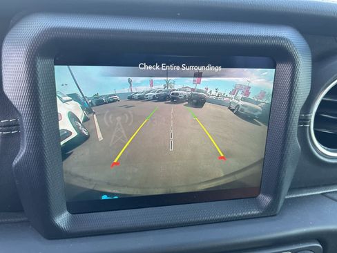 Used 2023 Jeep Wrangler Sahara image 47