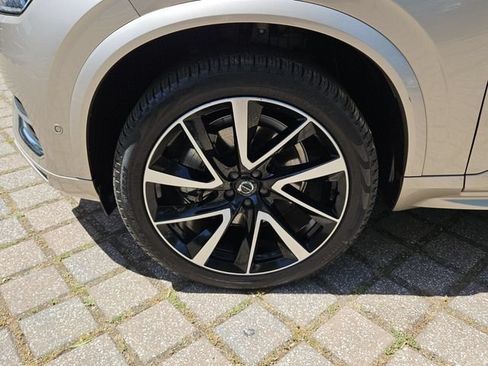 Used 2023 Volvo XC90 B6 Plus w/ Protection Package Premier AWD/4WD image 9
