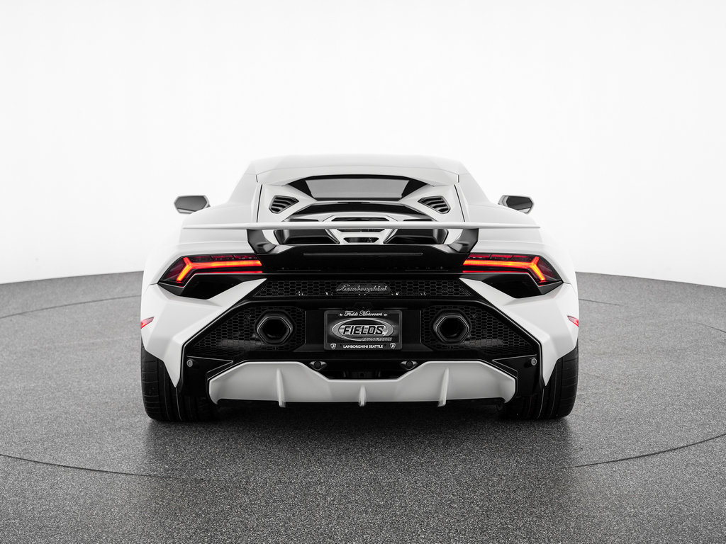 Used 2024 Lamborghini Huracan Tecnica RWD image 4