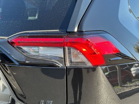 New 2025 Toyota RAV4 LE image 30