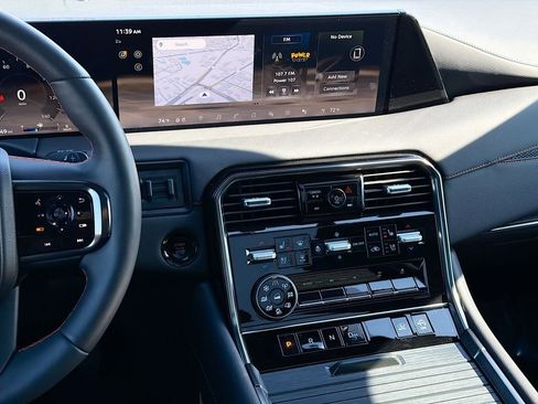 Used 2025 Nissan Armada PRO-4X w/ Pro-4X Premium Package image 24